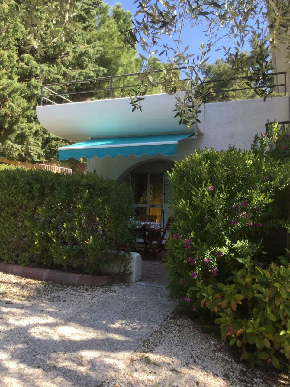 Residence I Faraglioni Mattinata Luaran gambar