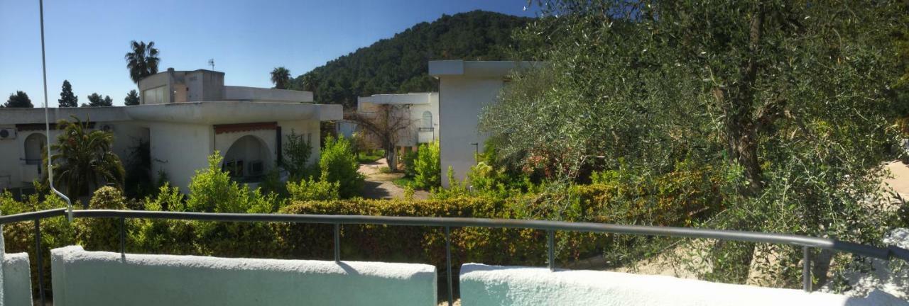 Residence I Faraglioni Mattinata Luaran gambar
