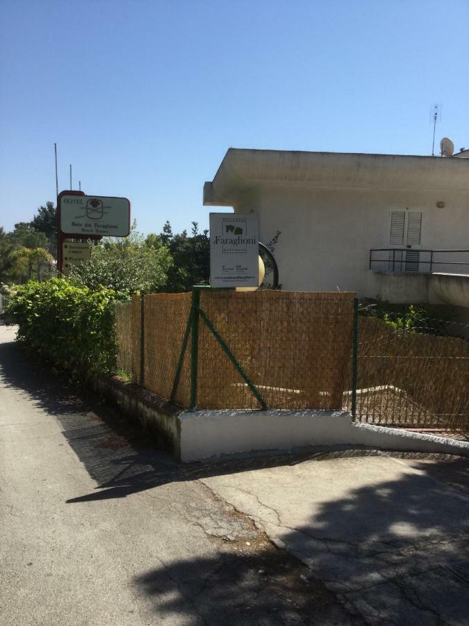 Residence I Faraglioni Mattinata Luaran gambar
